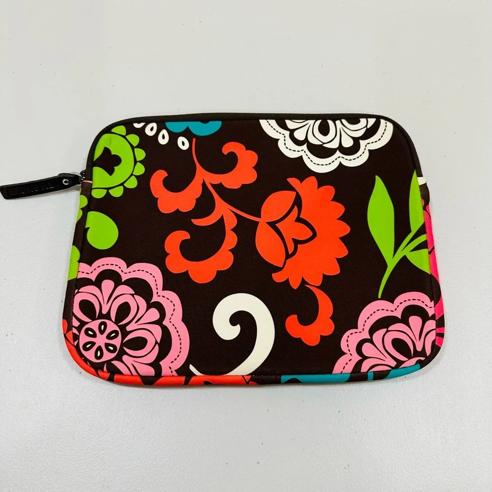 Vera Bradley Neoprene Zippered‎ Tablet Sleeve Lola Brown Coral Lime Bag Flower